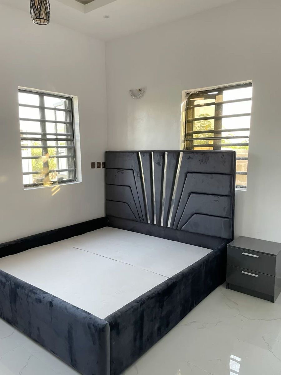 bedframe